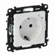 Switches And Sockets 2P + E USB Type C Mixed Socket Outlet Valena Life Legrand 753135